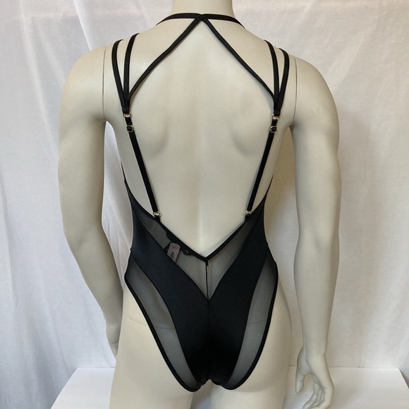 VICTORIA’S SECRET Sexy Black Strappy Bodysuit Size Small Adjustable Straps NWT - Picture 6 of 8